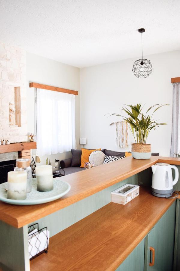Elia'S House Traditional & Cozy By 8Essentially カリヴェス エクステリア 写真